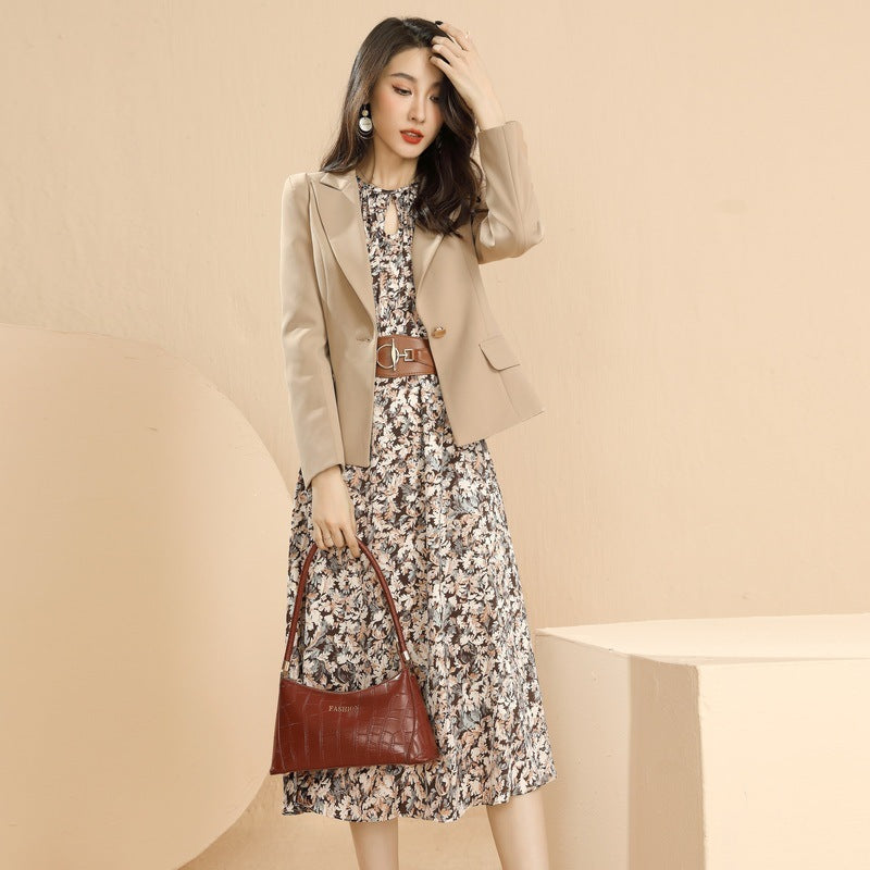Fashion Round Neck Floral Waist Tie Dress
