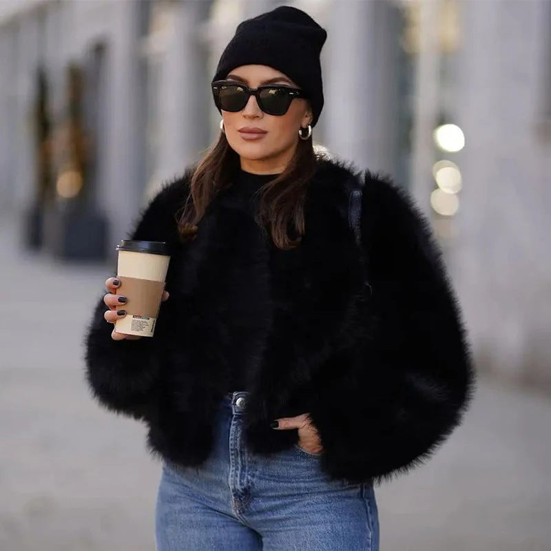 Women's Short Casual Artificial Fur Coat with Raglan Sleeves