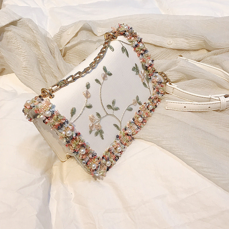 Elegant All-Match Small Square Messenger Bag with Chain Shoulder Strap