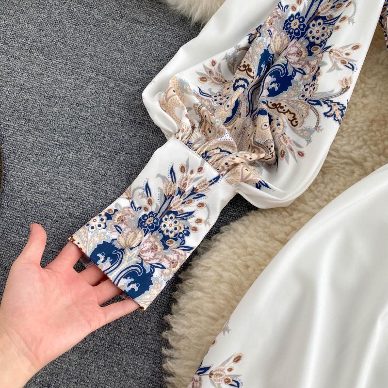 Retro Print Temperament Shirt Collar Fashionable Puff Sleeve Slim Long