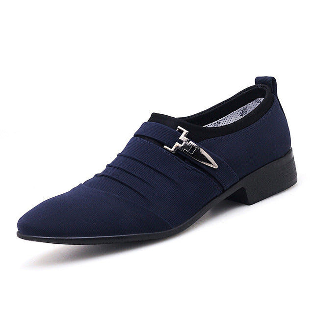 Pointed men's leather shoes
