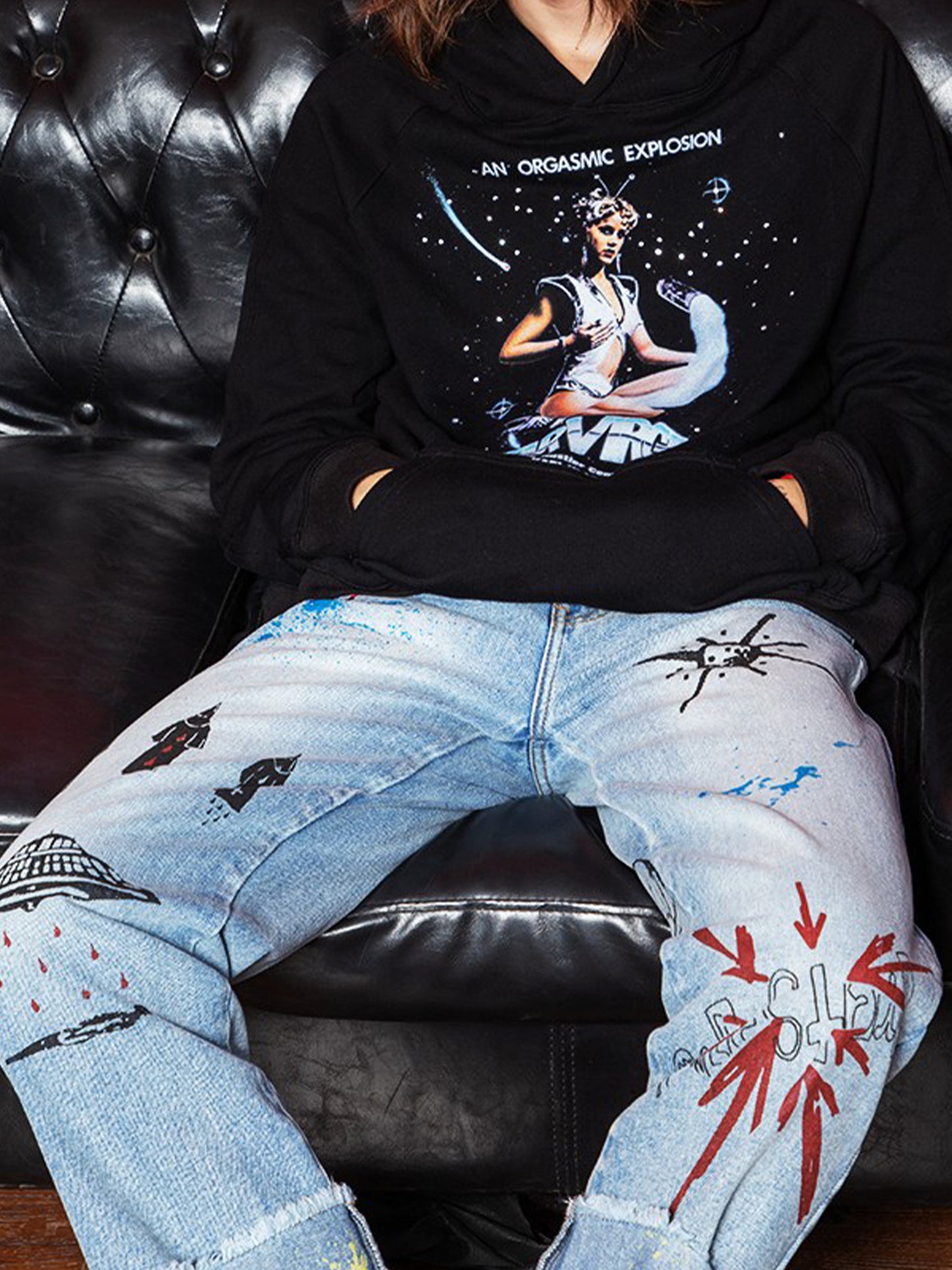 Graffiti-embroidered Frayed Wash Jeans