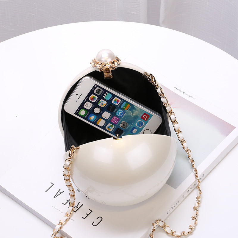 Ladies Pearl Decoration Round Bag