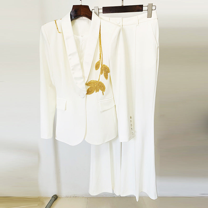 Costume deux-pièces cintré à perles, pantalon évasé