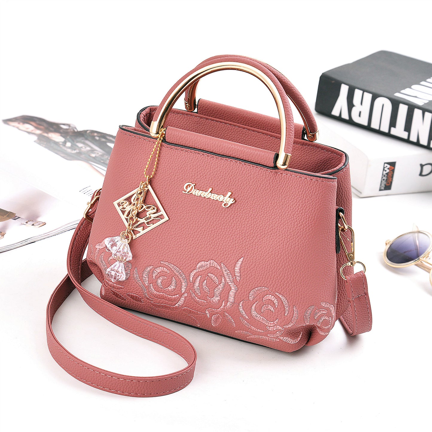 Embroider line embroidery PU handbag is superior direct selling chun xia fashionable new iron wrapped handbag party a undertakes