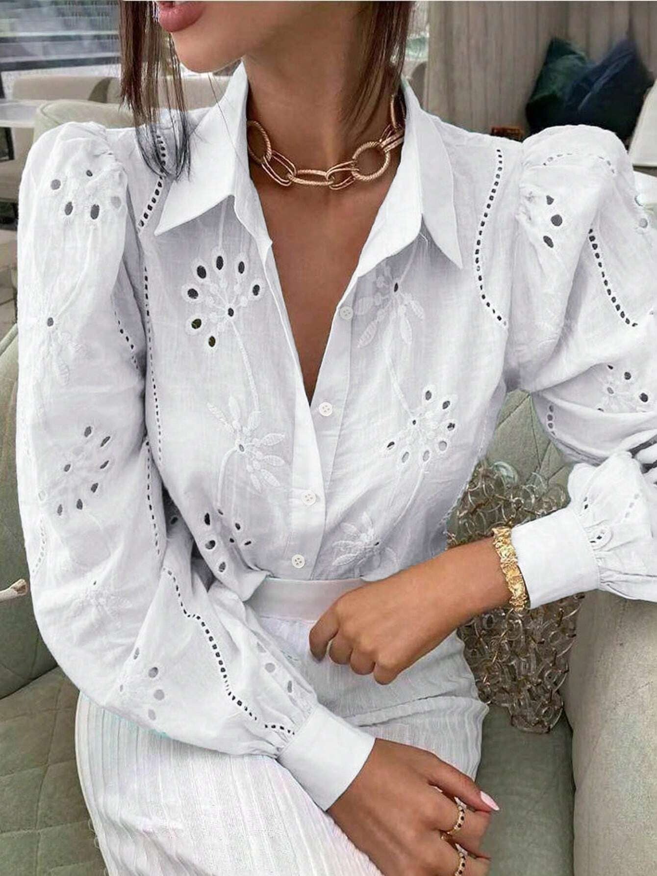 Women's Single-breasted Embroidered Long-sleeved Lapel Shirt