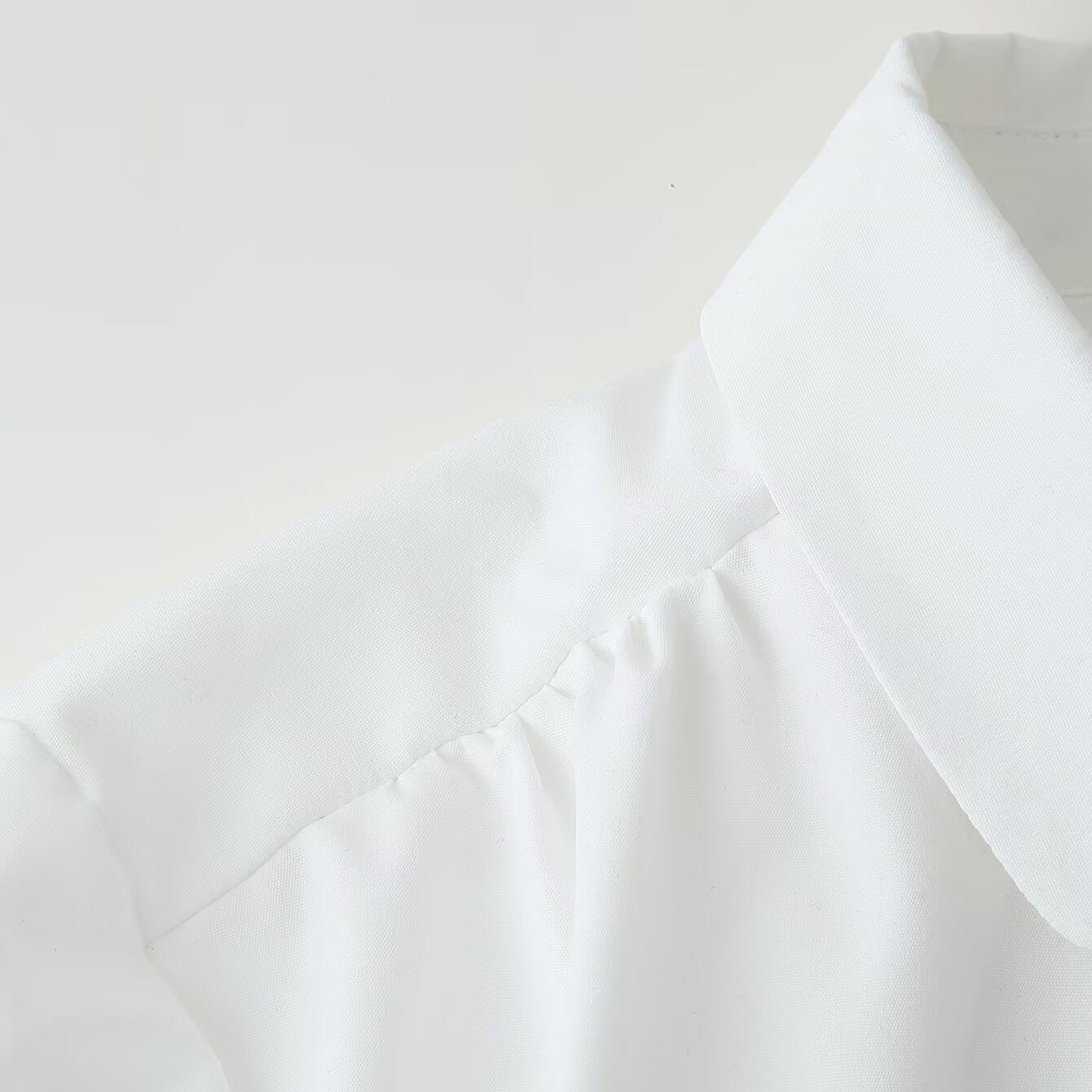 French Style Design Sensitive Diligent Fashion Hollowed-out Flower Embroidered Shirt