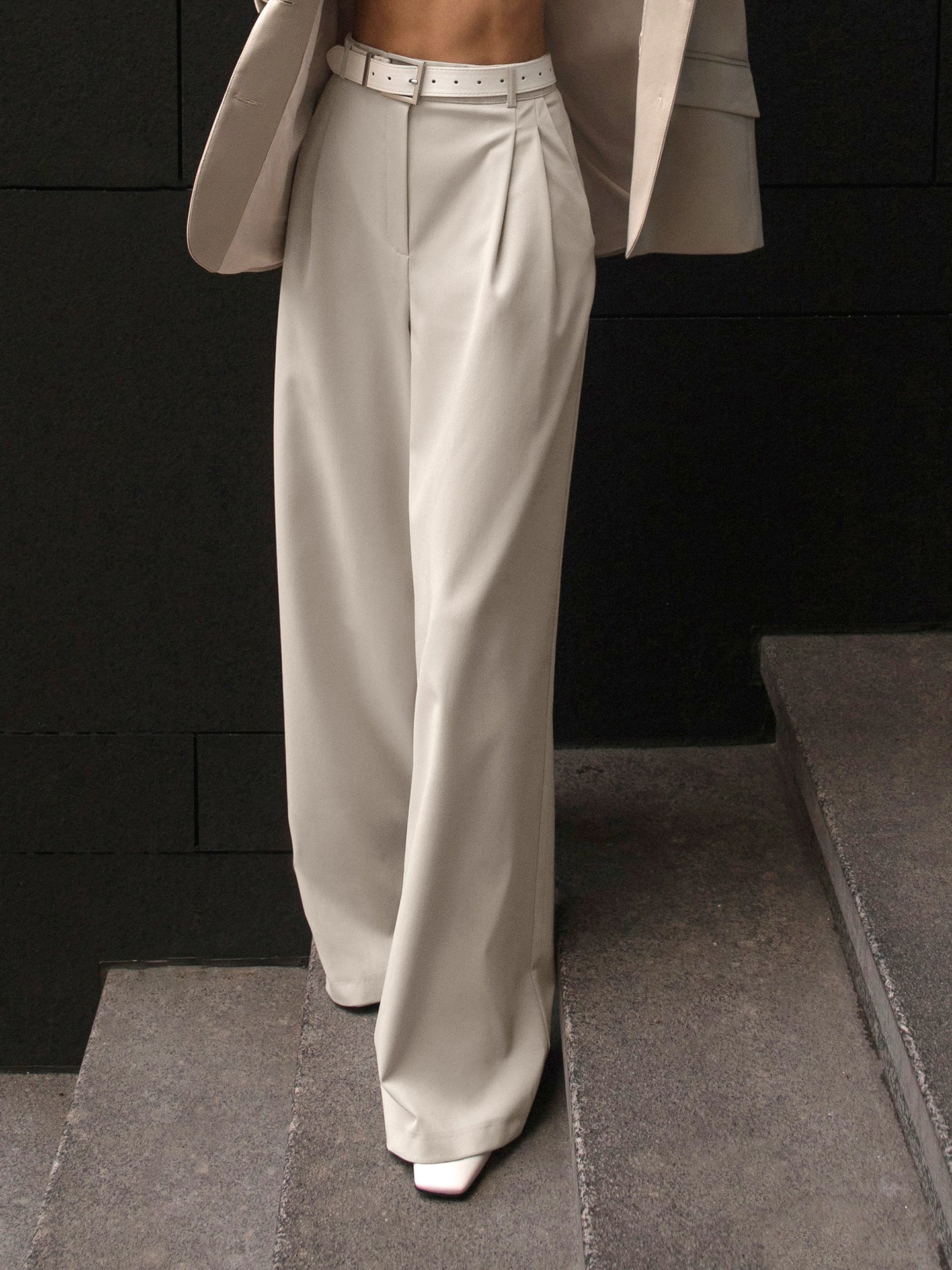 Women's Retro Classic Fashion Solid Color Loose High Waist Trousers