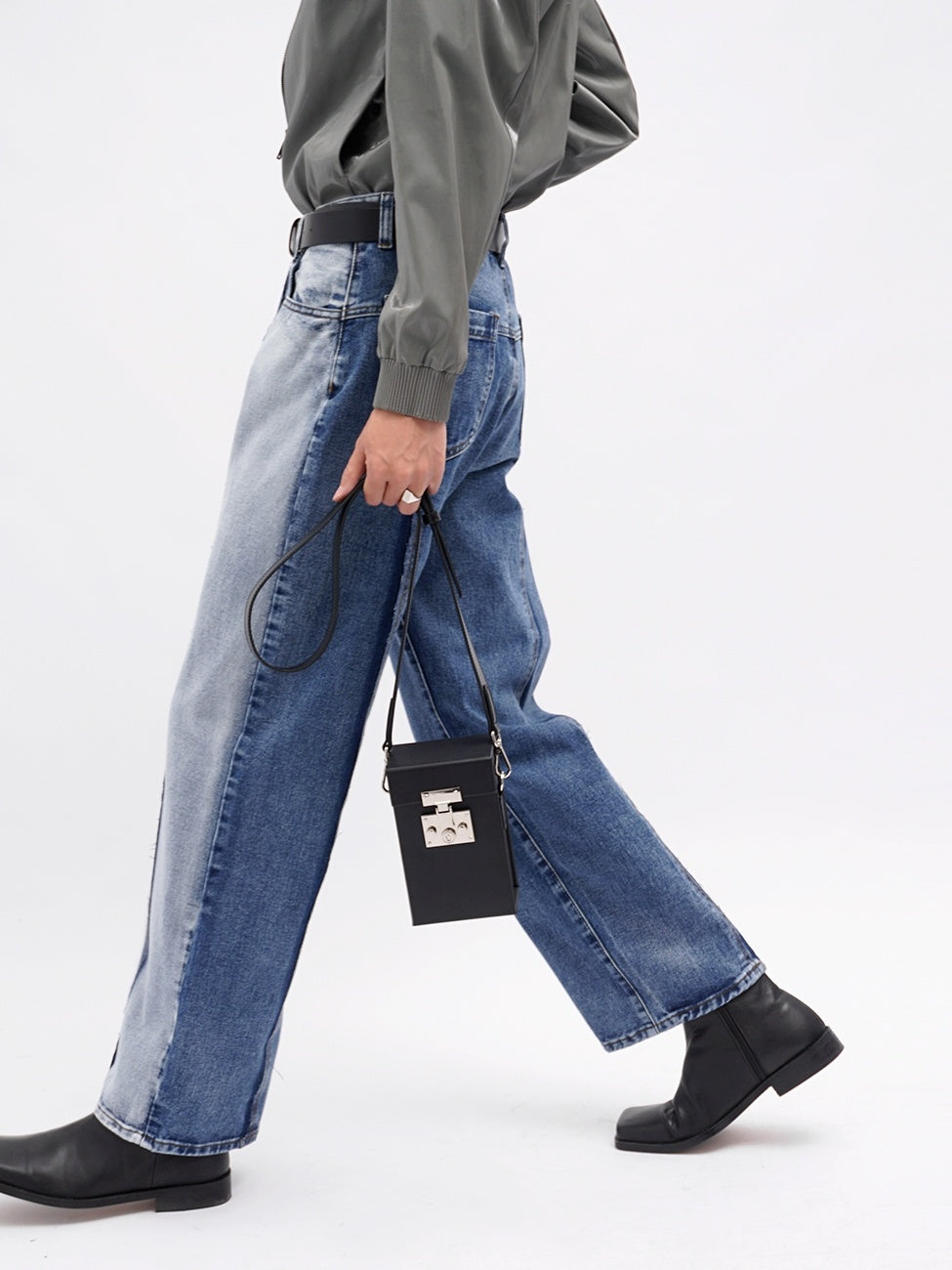 Camera Bag With Niche Design