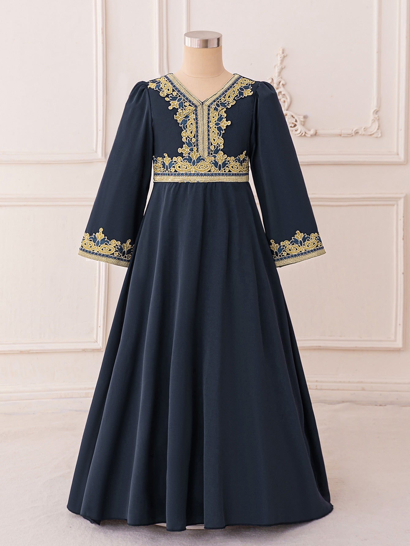 Robe longue bouffante violette en mousseline de soie à manches longues pour fille, ornée de rubans, style princesse du Moyen-Orient