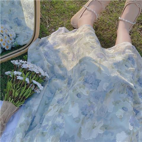 Women's Graceful And Fashionable Waist Trimming Spaghetti Straps Dress