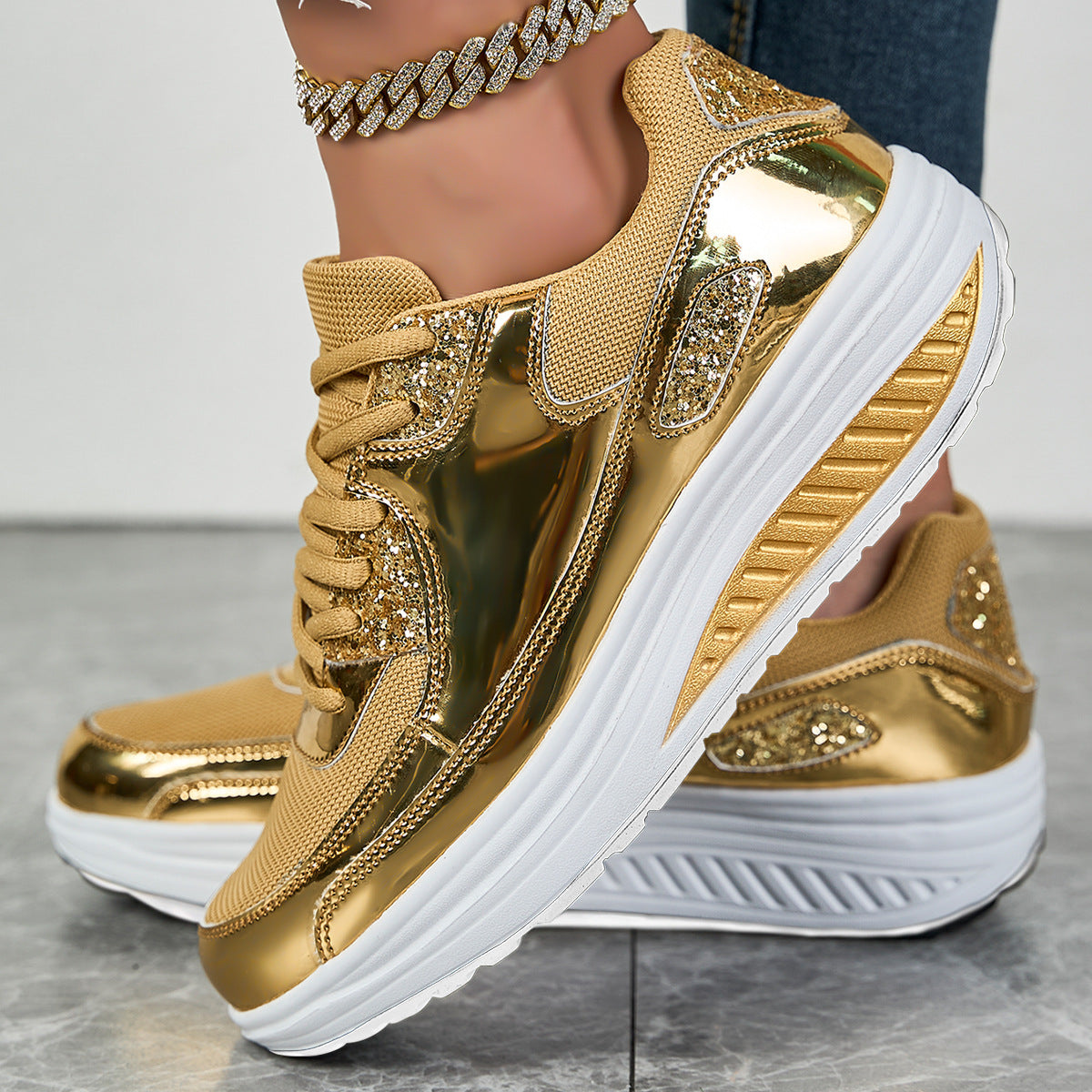 Women’s Outdoor Travel Leisure Shoes Mesh Round Toe