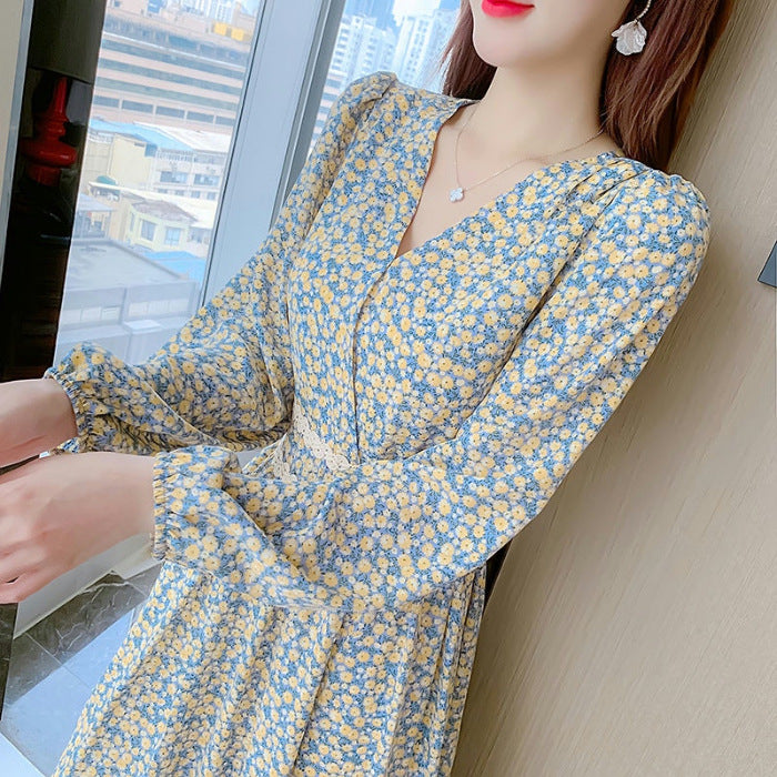 Robe trapèze fleurie pour femme avec col français et taille marquée