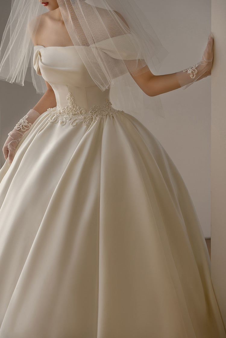 Women's Satin Off-Shoulder Retro Trailing Wedding Dress