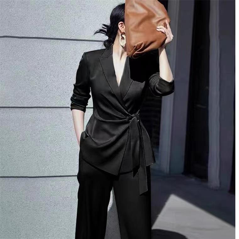 Silk Acetate Summer Suit Jacket in Black, White & Green
