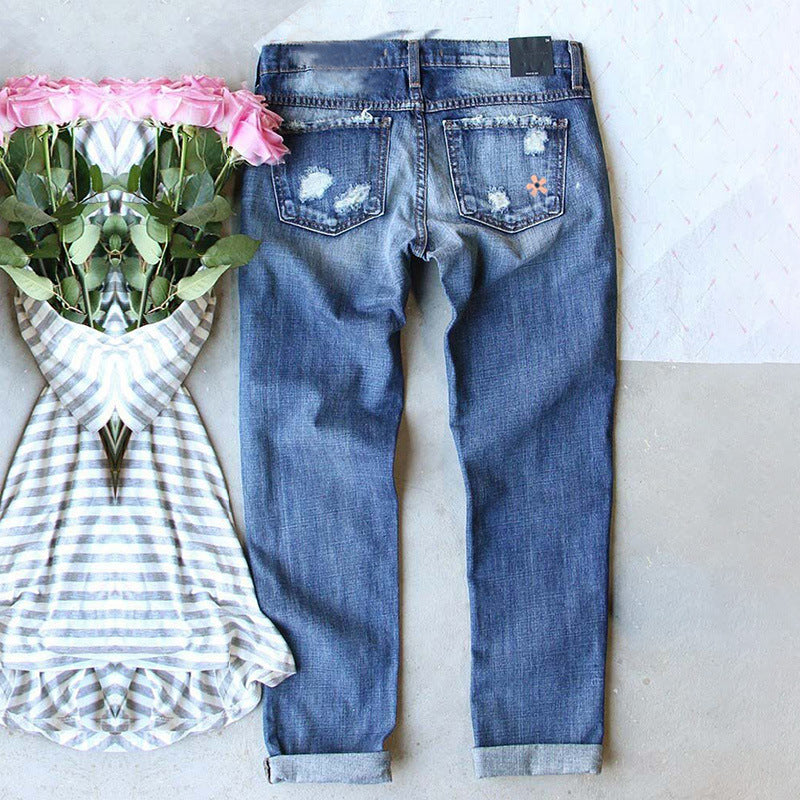 Women's Light Blue Frayed Small Feet Jeans