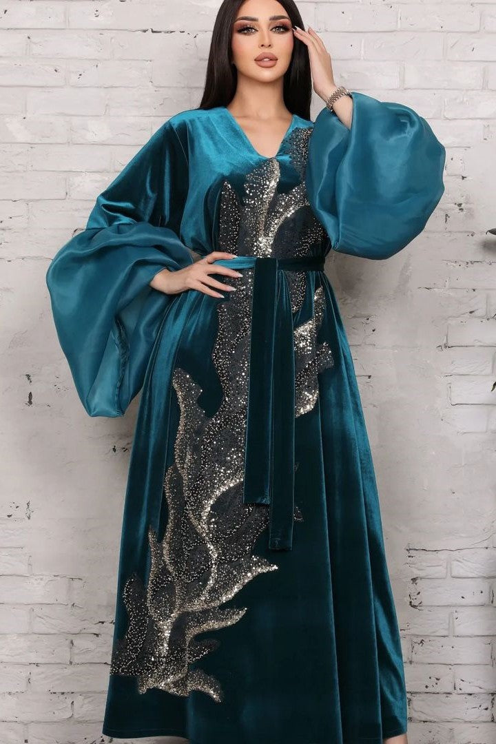 Robe longue en velours doré, tenue du Moyen-Orient