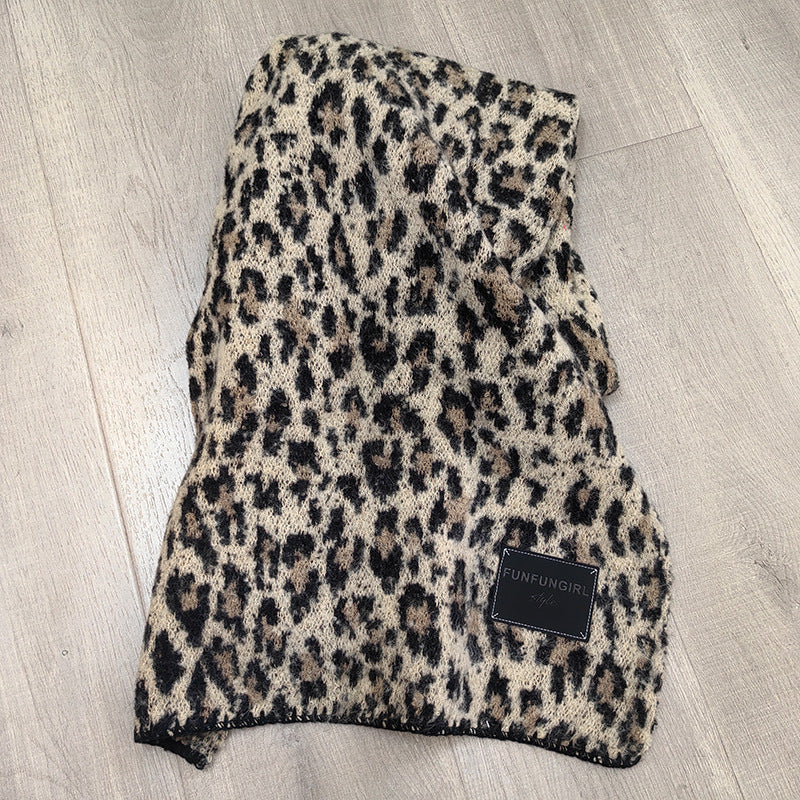 Warm Leopard Print Triangular Scarf 50x175cm for Spring and Autumn