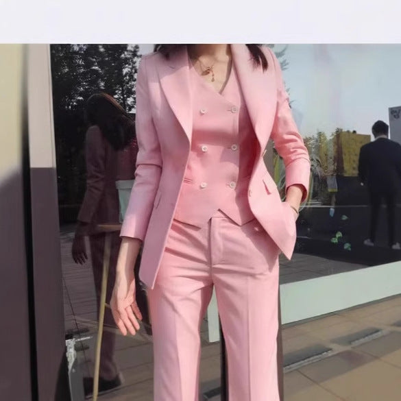 Women's Suit Commuter Drape Suit