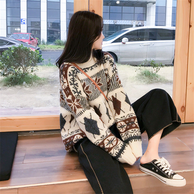 كنزة صوفية حمراء شبكية