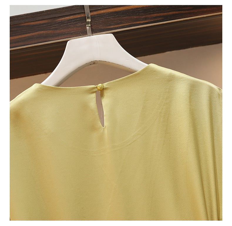 Ensemble féminin haut sans manches à col en V et taille haute