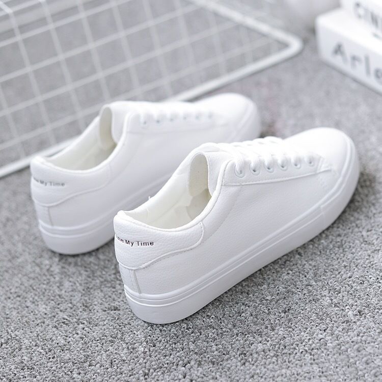 Women’s Spring Casual White Flat Shoes Breathable Non-Slip Rubber Sole