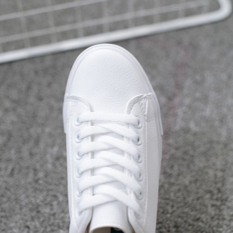 Women’s Spring Casual White Flat Shoes Breathable Non-Slip Rubber Sole