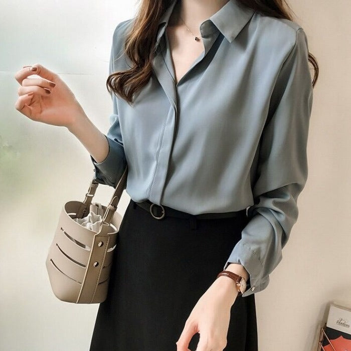 White Niche Versatile Loose And Thin Top