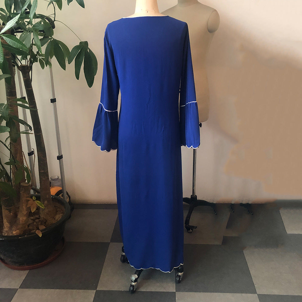 Robe longue brodée bleu foncé pour femme du Moyen-Orient