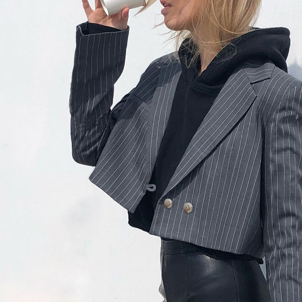 Navel-Baring Grey V-Neck Striped Blazer with Lace & Buttons, Slim Short Style
