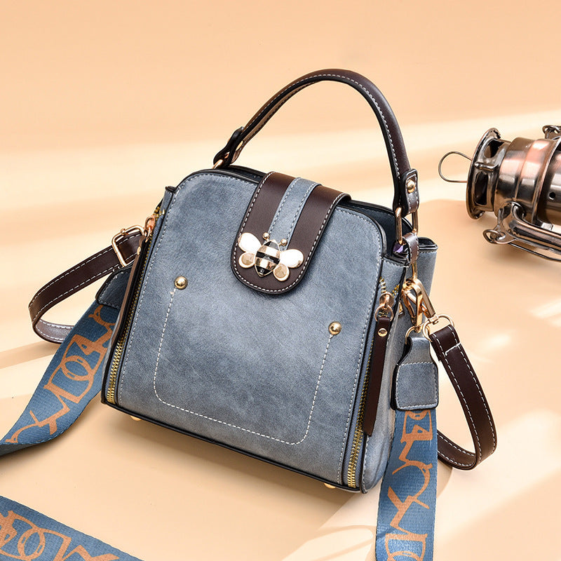 Small Square Shoulder Messenger Bag with Simple Hardware Lock Buckle