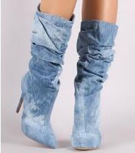 حذاء بوت متوسط ​​الارتفاع بكعب عالٍ ومدبب