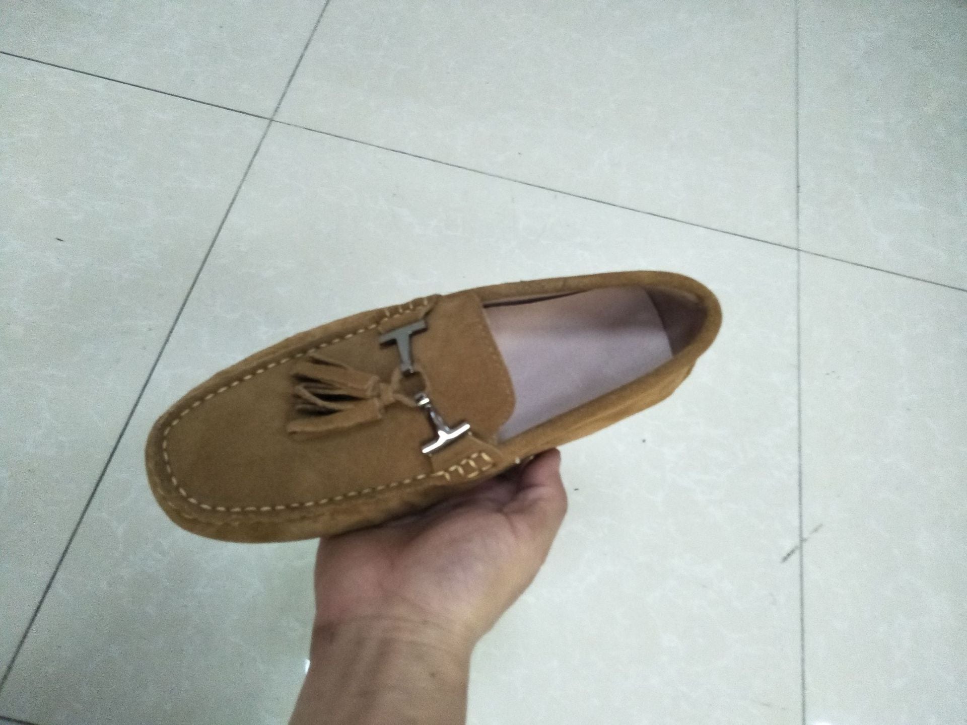 Casual Genuine Cowhide Leather Tassel Flats Shoes for Women