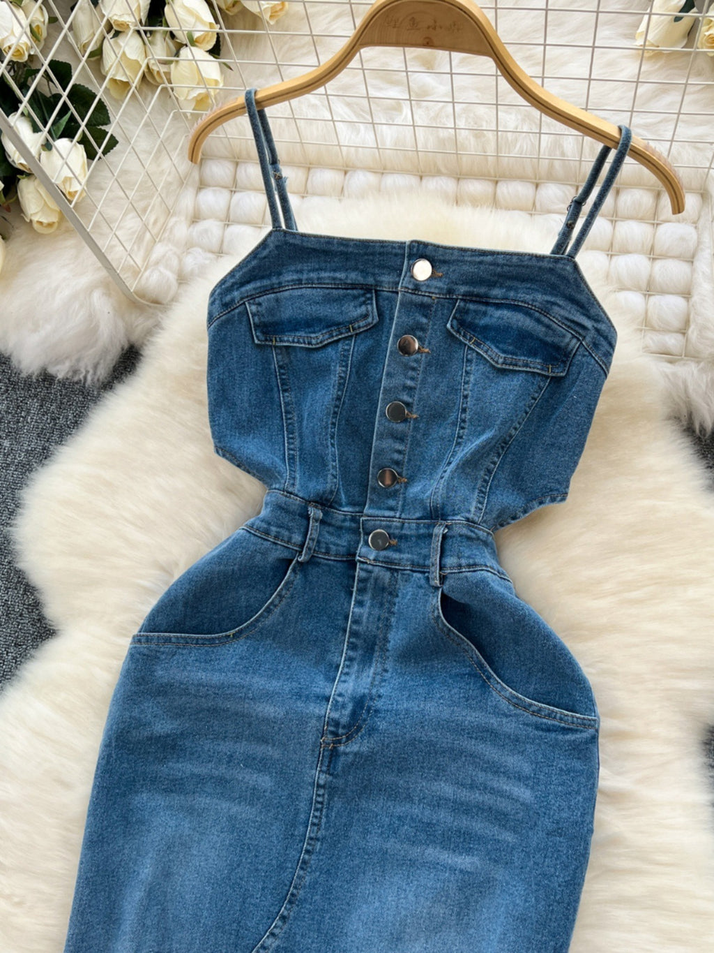 Chic Blue Denim Mid Skirt with Frayed Hem and Split