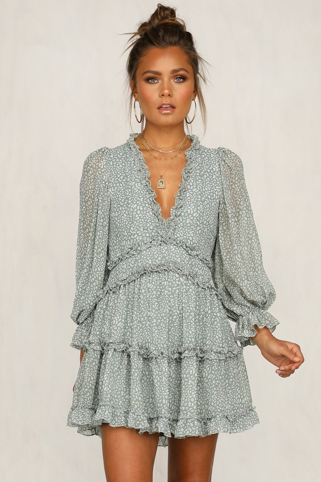 V-Neck Bubble Sleeve Short Chiffon Dress