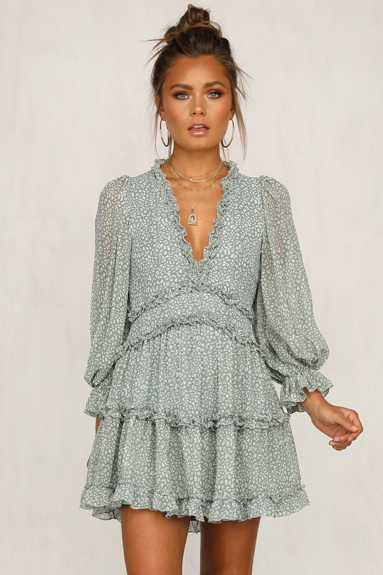 V-Neck Bubble Sleeve Short Chiffon Dress