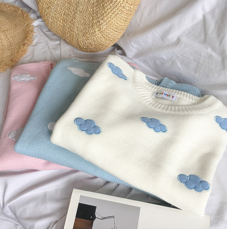 Loose Cloud Sweater with 62cm Length and 114cm Bust