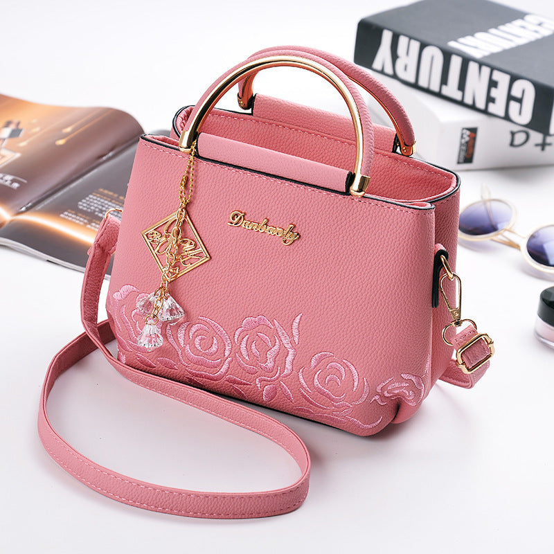 Embroider line embroidery PU handbag is superior direct selling chun xia fashionable new iron wrapped handbag party a undertakes