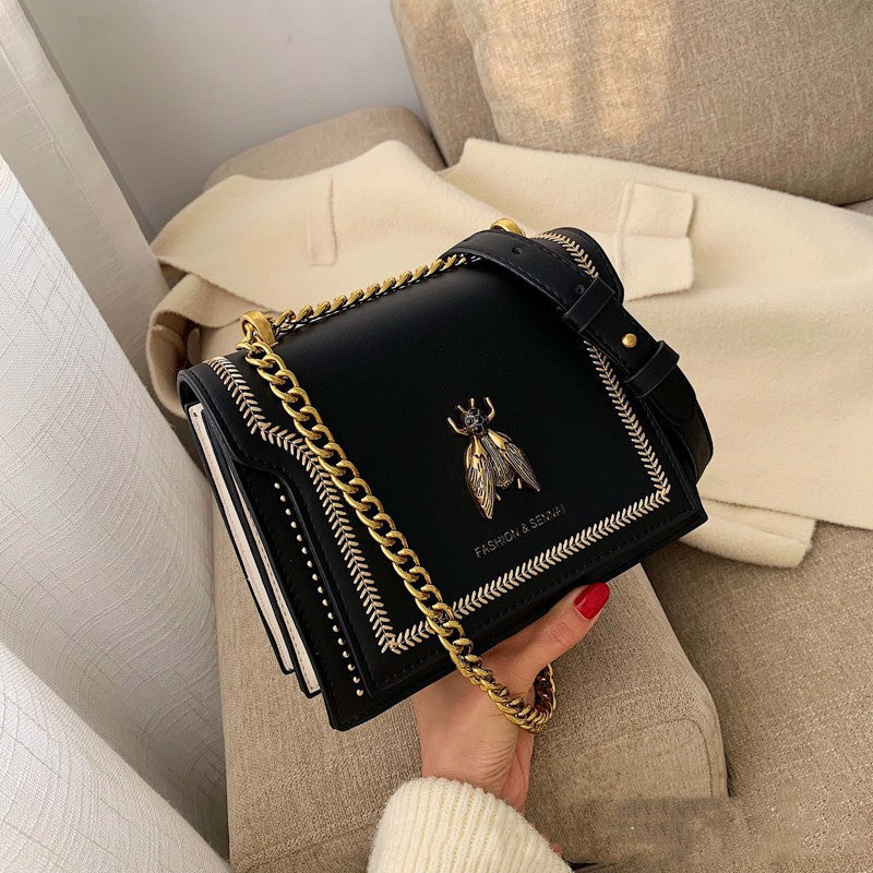 Small Square Chain Shoulder Bee Rivet Messenger Bag