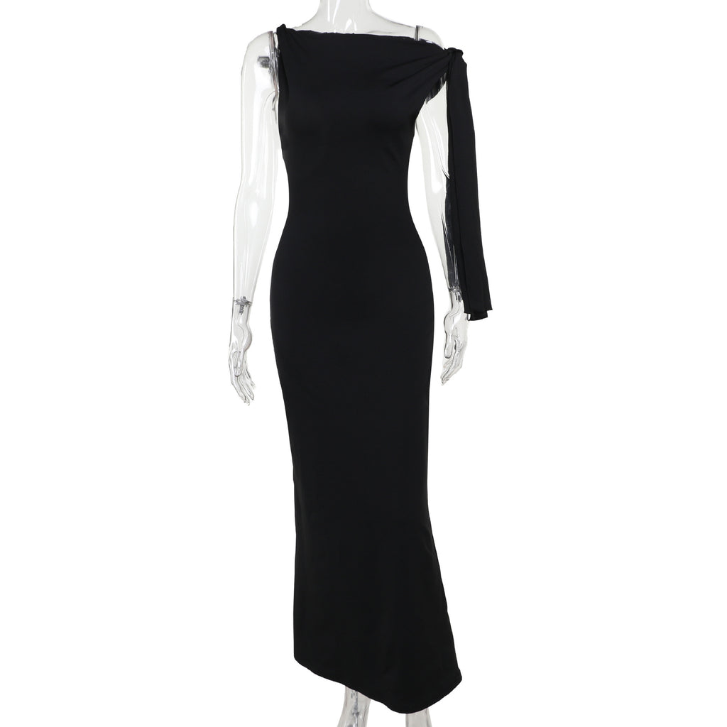 Robe longue de soirée et de club moulante sans manches à ruban et une épaule