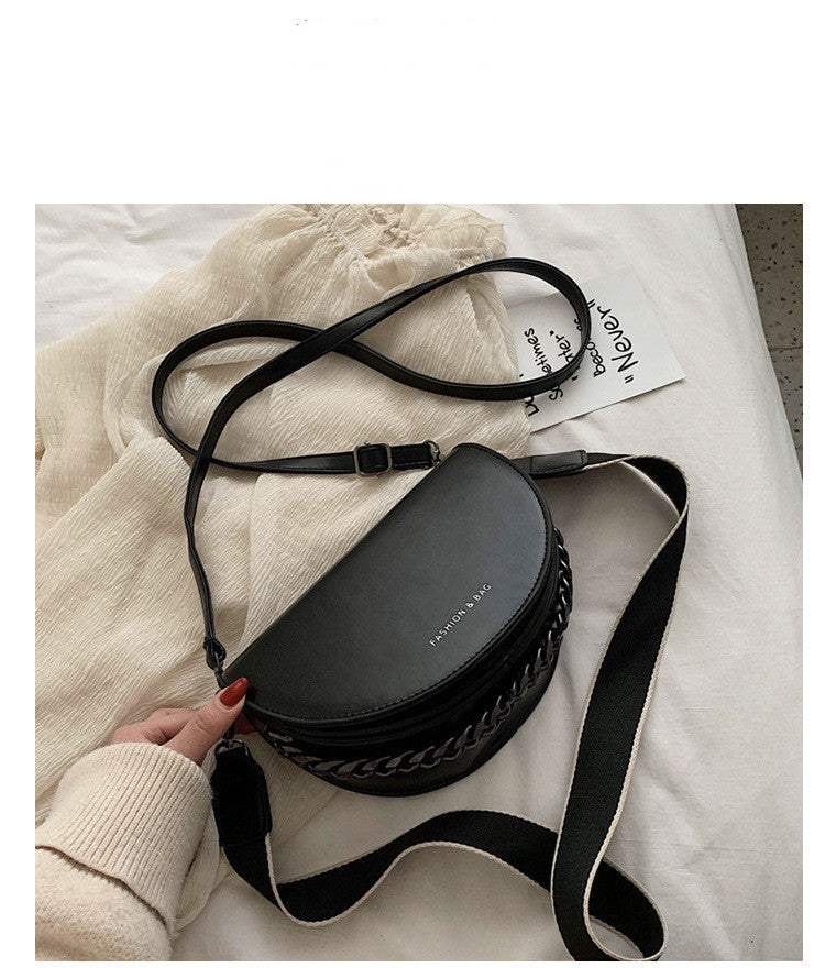 Retro Wide Strap One Shoulder PU Messenger Bag for Women