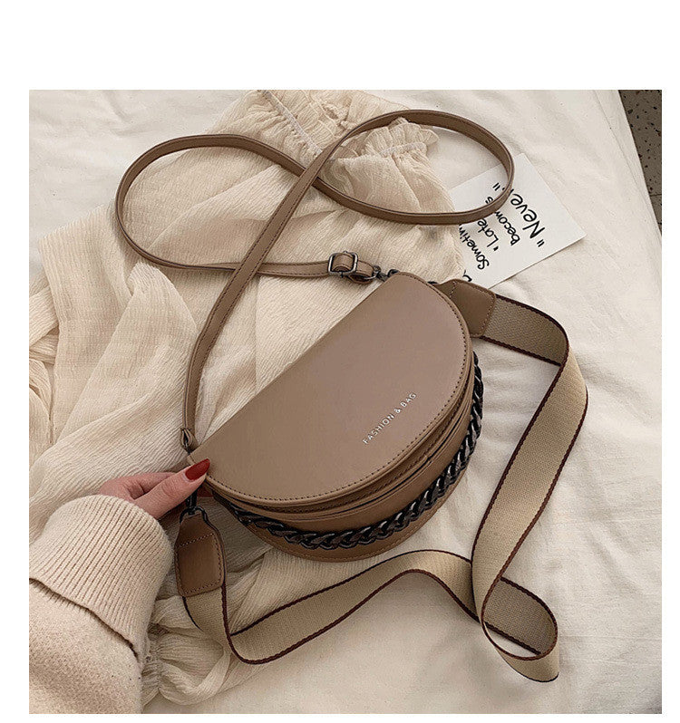 Retro Wide Strap One Shoulder PU Messenger Bag for Women