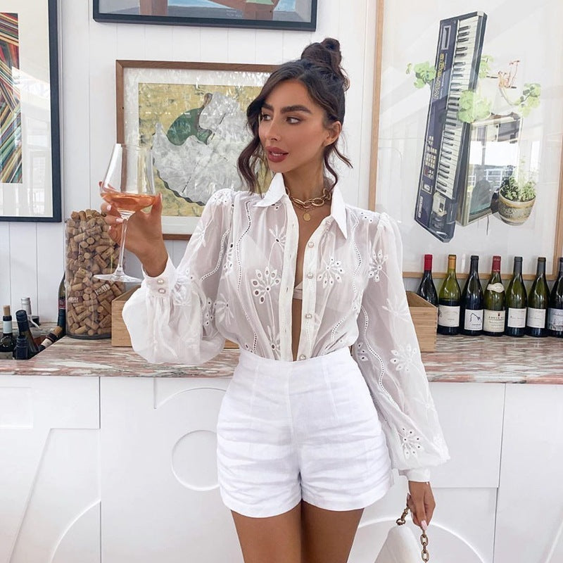 Women's embroidered bubble sleeve top