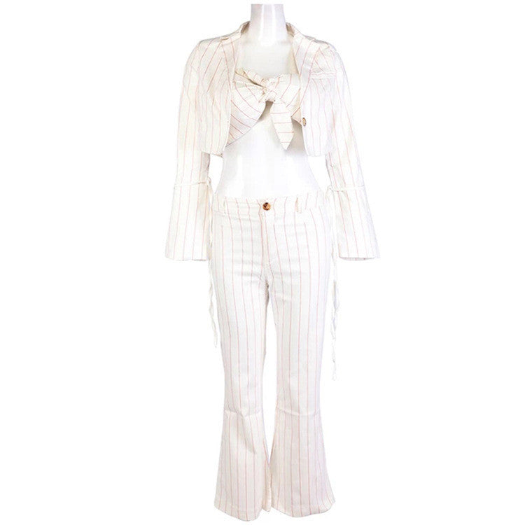 Ensemble pantalon fin en nylon rayé blanc avec blazer à manches longues
