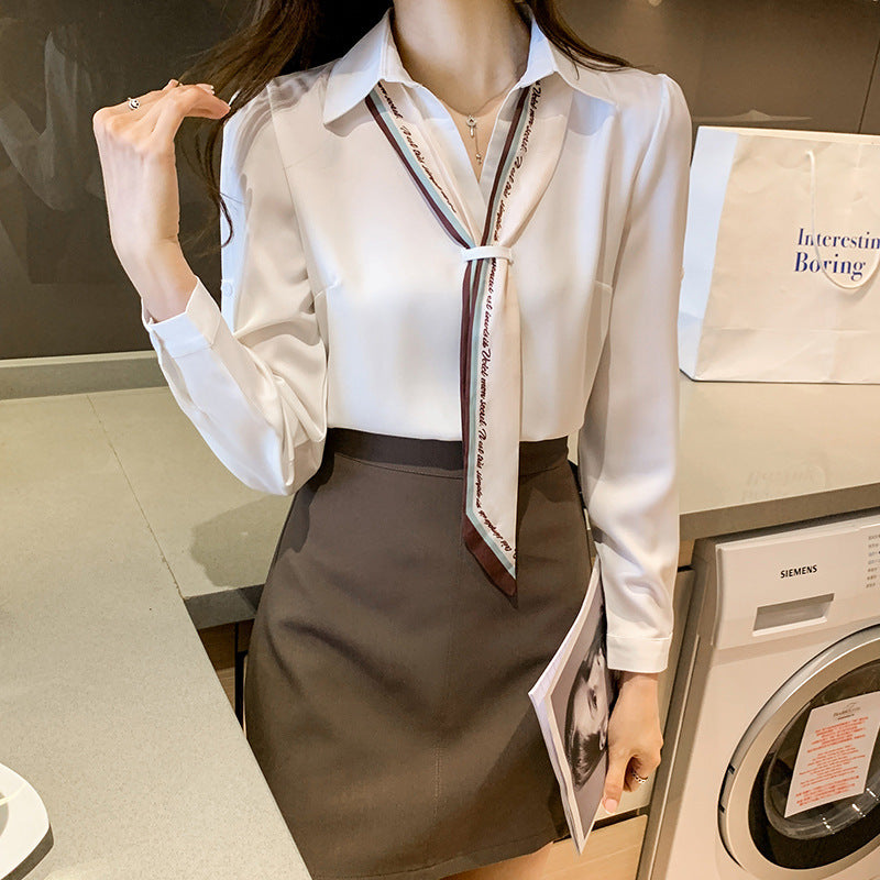 Long-Sleeved Loose Shirt with Lightly Cooked Scarf