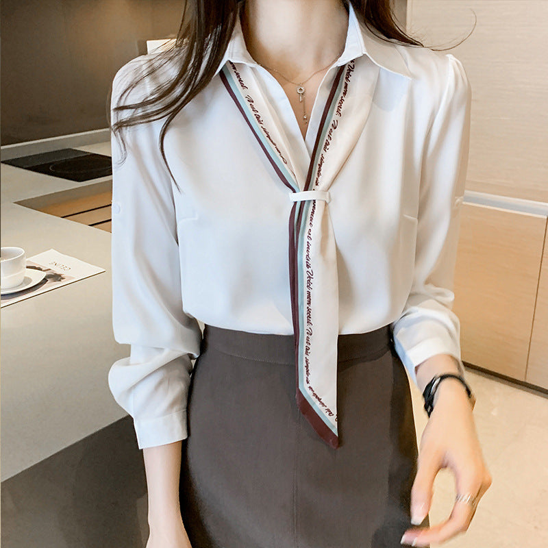 Long-Sleeved Loose Shirt with Lightly Cooked Scarf