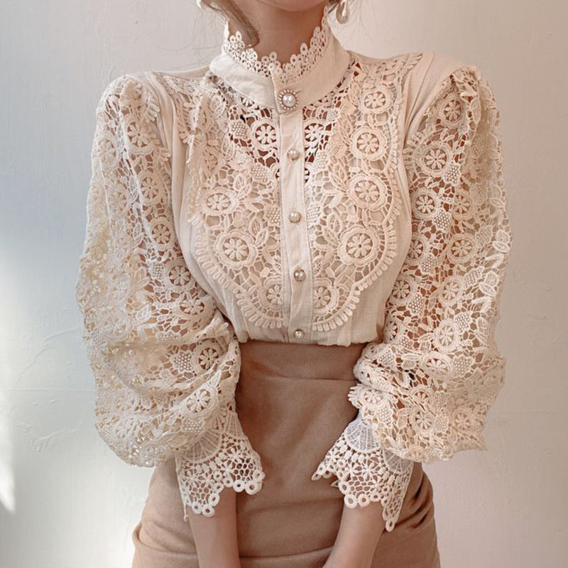 Women’s One Size Cardigan Shirt With Pearl Buttons & Lace Details