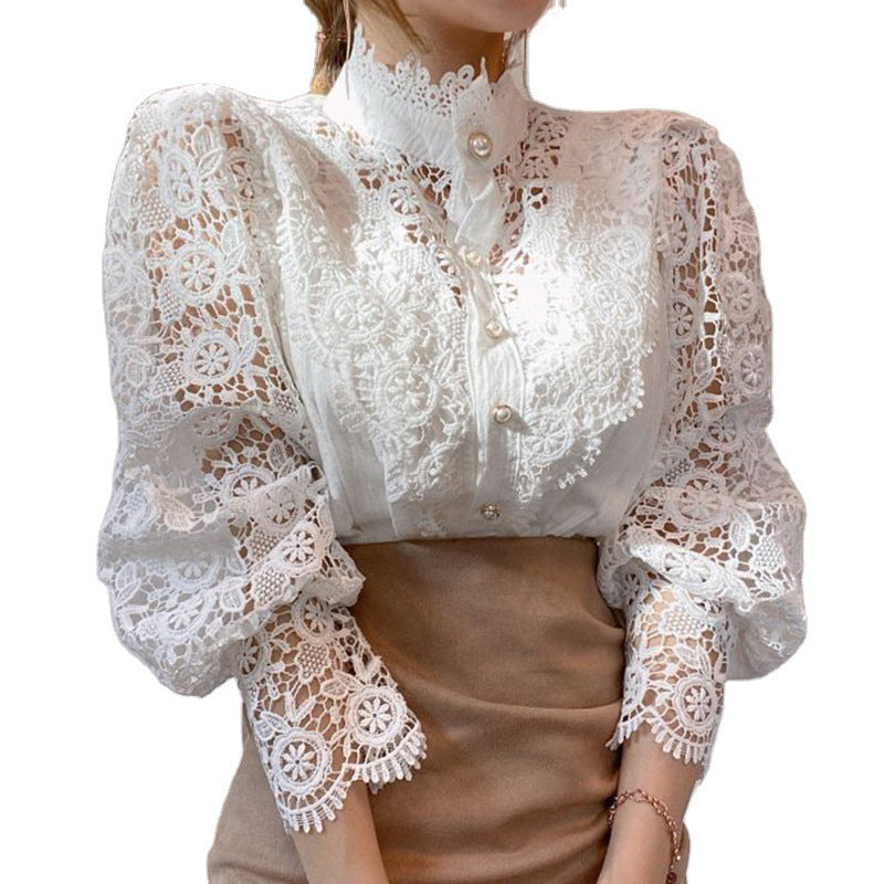 Women’s One Size Cardigan Shirt With Pearl Buttons & Lace Details