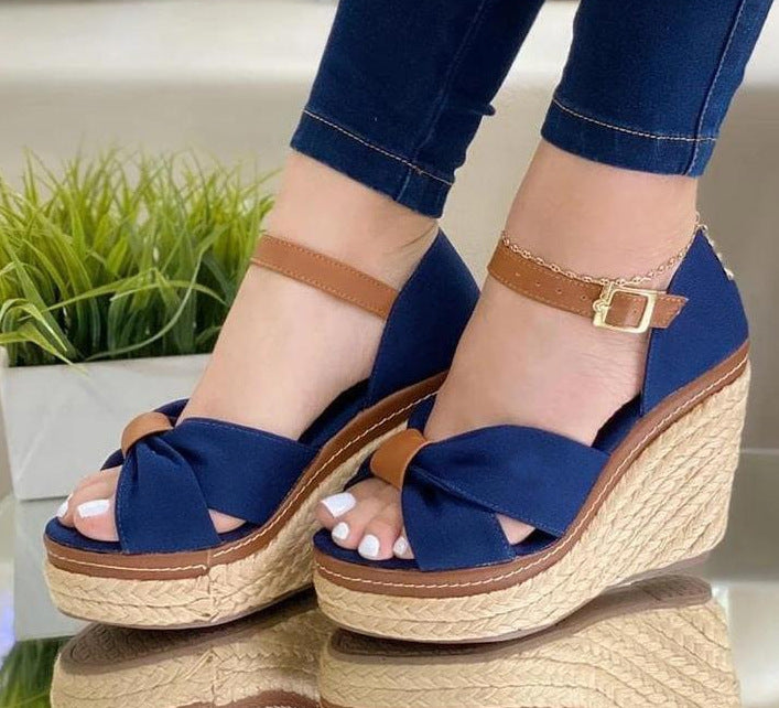 Sandales compensées bleues pour femme avec boucle de ceinture et semelle crantée Tailles 35-44
