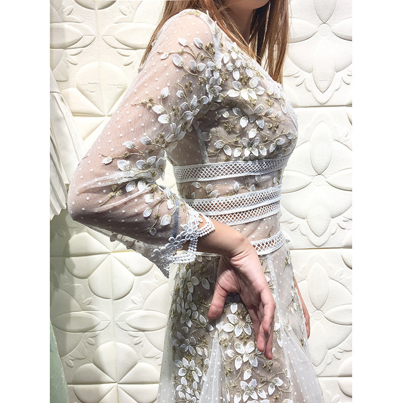 Early Autumn New V-neck Waist Slimming Mid-length Polka Dot Mesh Embroidered Dress Dress Skirt